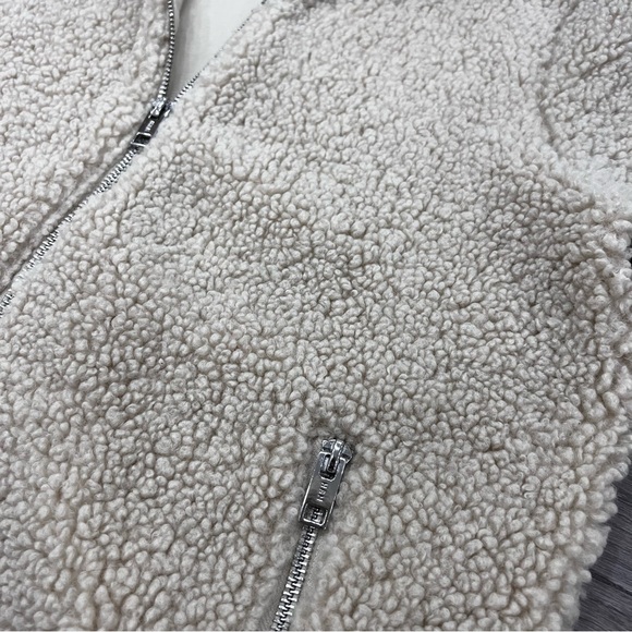 H&M Sherpa / Teddy zip up sweater jacket - Picture 5 of 5